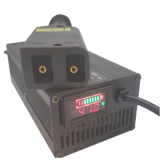 Traktronix_36V5A D PLUG