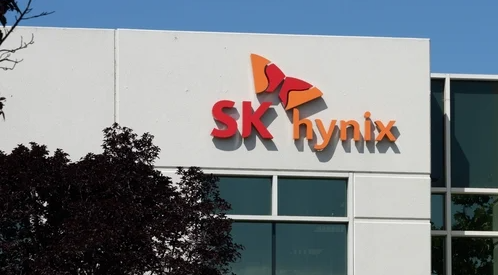 Why SK Hynix Is a Core AI Partner: HBM Leadership and Big Tech Supply Contracts