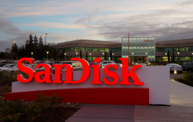 Sandisk High-Bandwidth Flash: How HBF Complements HBM DRAM for AI Inference